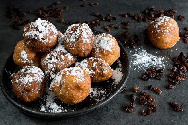 Oliebollen - pączki holenderskie