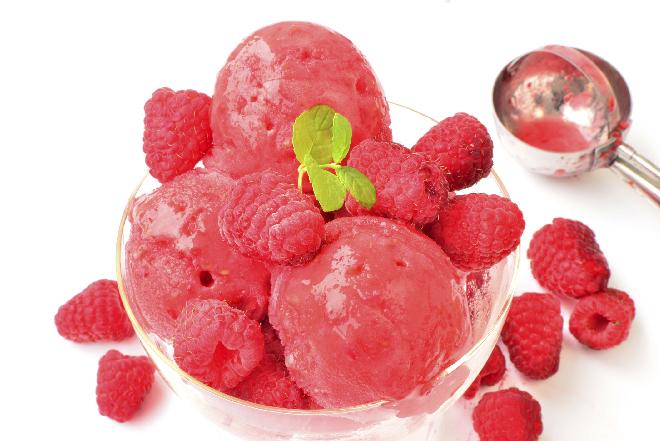Sorbet malinowy ze śmietanką - jak zrobić?
