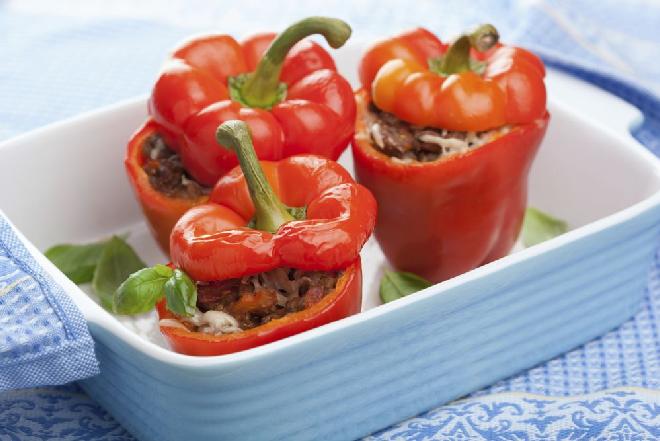 Papryka faszerowana chili con carne: przepis na pyszny obiad